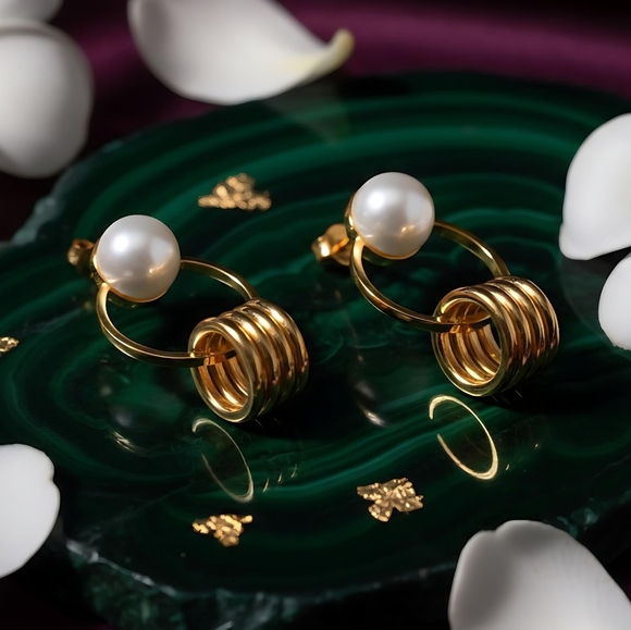 Minimalist Chic Faux Pearl Golden Hoops Earrings Dainty Everyday Jewelry - Picture 8 of 13